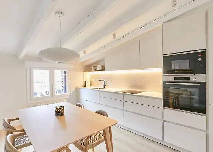 아파트 Balmoral By Basque Homes 산세바스티안